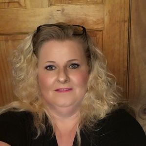 Meet your Posher, Deanna